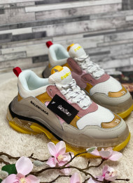 Balenciaga Triple S живое фото 4